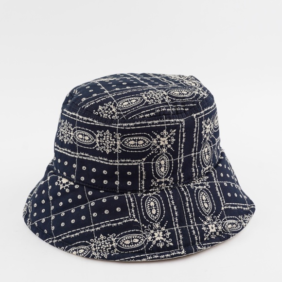 New Madewell Reversible Quilted Bucket Hat in Twilight - Picture 6 of 6